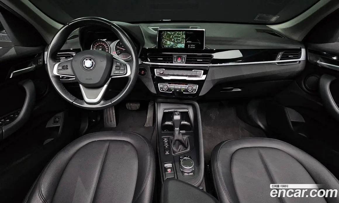 BMW X1 2017 2.0 автомат (гидро), фото 10