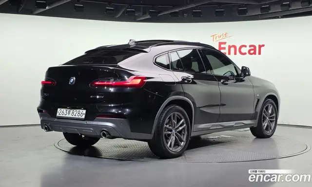 BMW X4 2020 2.0 автомат (гидро), миниатюра 2