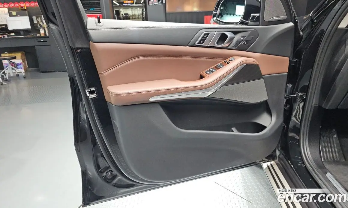 BMW X5 2023 3.0 автомат (гидро), фото 14