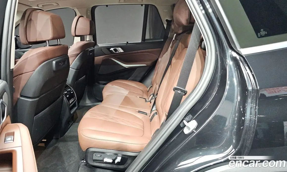 BMW X5 2023 3.0 автомат (гидро), фото 16
