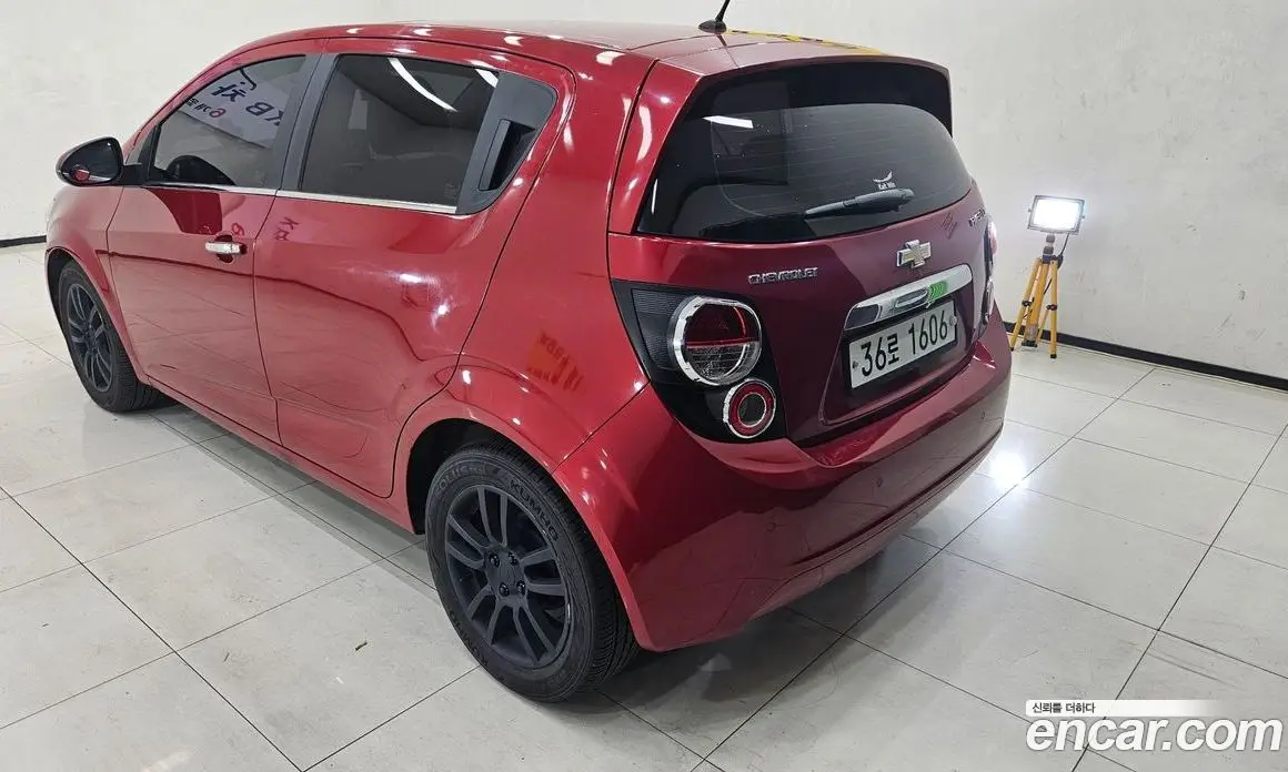 Chevrolet Aveo 2011 1.6 автомат (гидро), фото 5