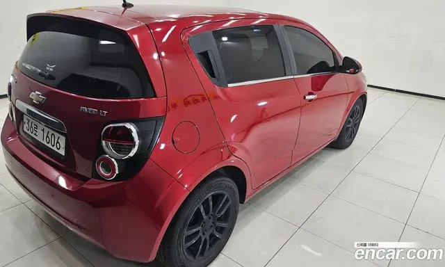 Chevrolet Aveo 2011 1.6 автомат (гидро), миниатюра 6