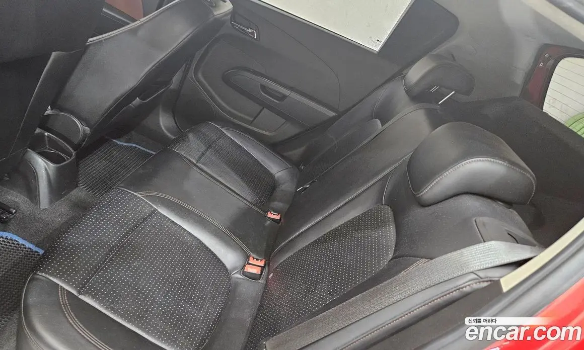 Chevrolet Aveo 2011 1.6 автомат (гидро), фото 7