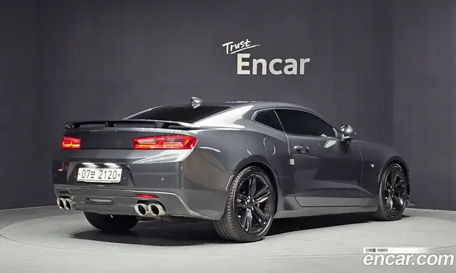 Chevrolet Camaro 2017 6.2 автомат (гидро), миниатюра 2