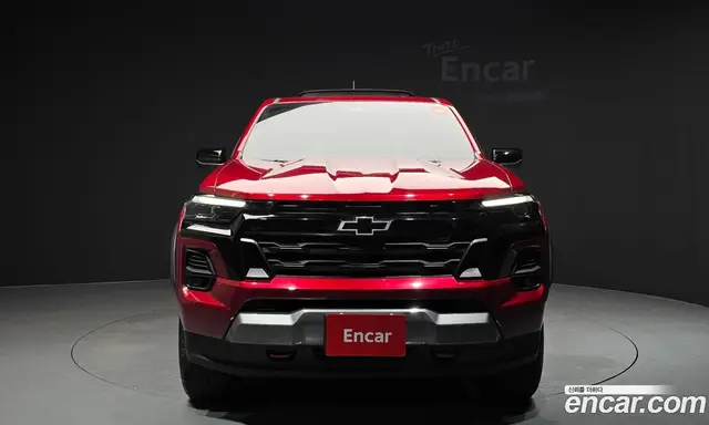 Chevrolet Colorado 2023 2.7 автомат (гидро), миниатюра 3