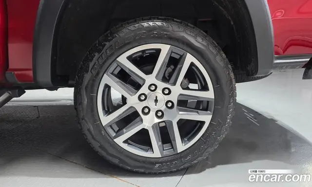 Chevrolet Colorado 2023 2.7 автомат (гидро), миниатюра 7