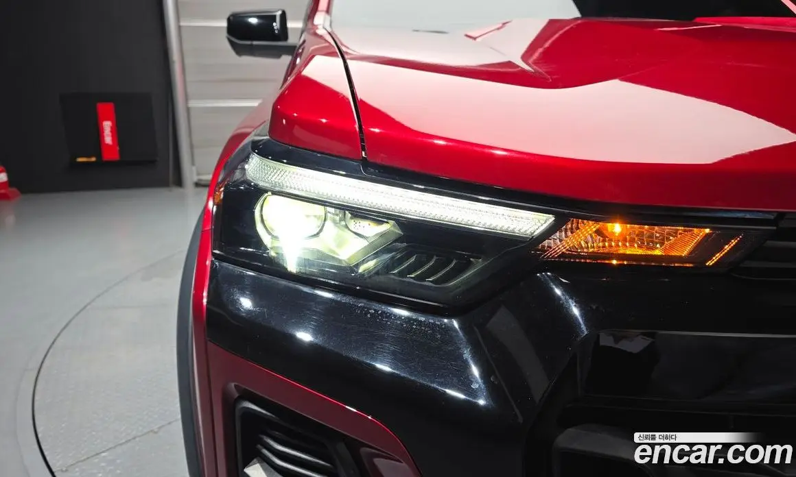 Chevrolet Colorado 2023 2.7 автомат (гидро), фото 8