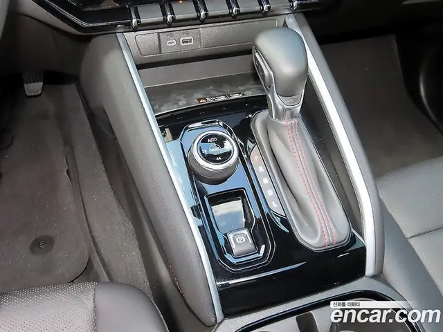 Chevrolet Colorado 2024 2.7 автомат (гидро), миниатюра 11