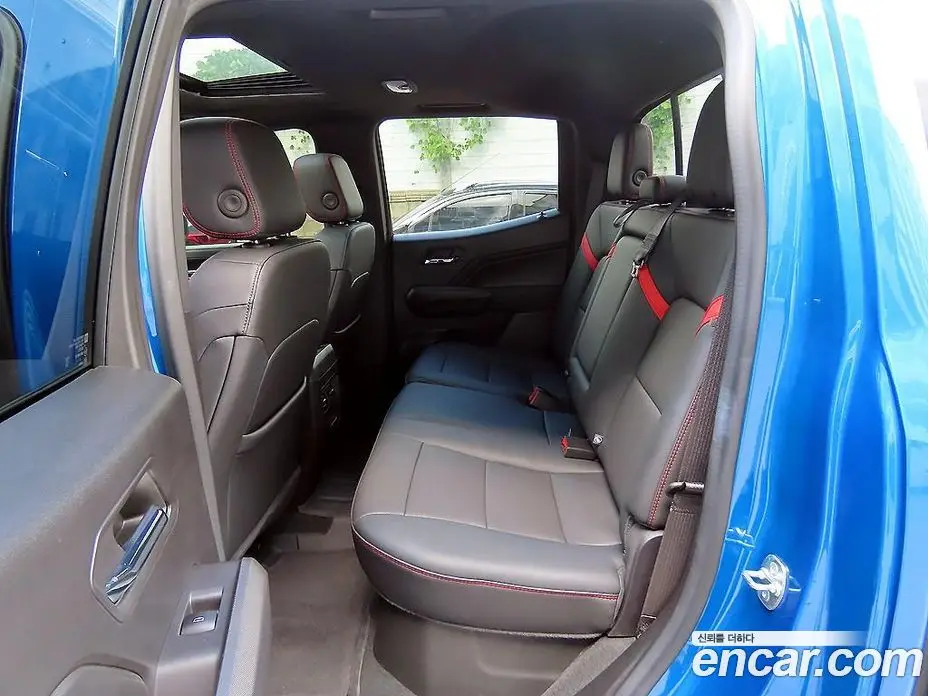 Chevrolet Colorado 2024 2.7 автомат (гидро), фото 6