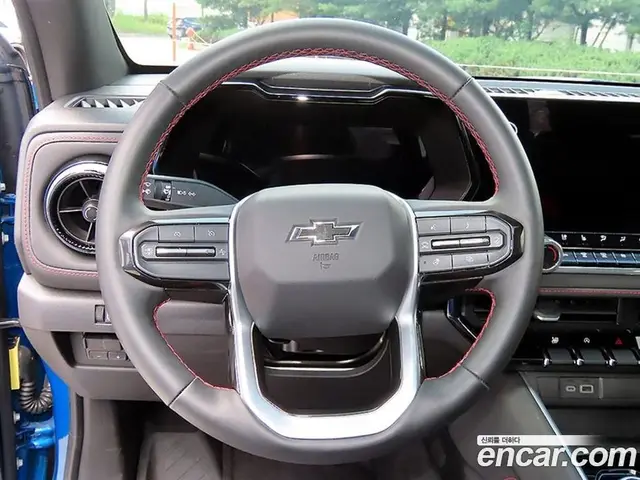 Chevrolet Colorado 2024 2.7 автомат (гидро), миниатюра 8