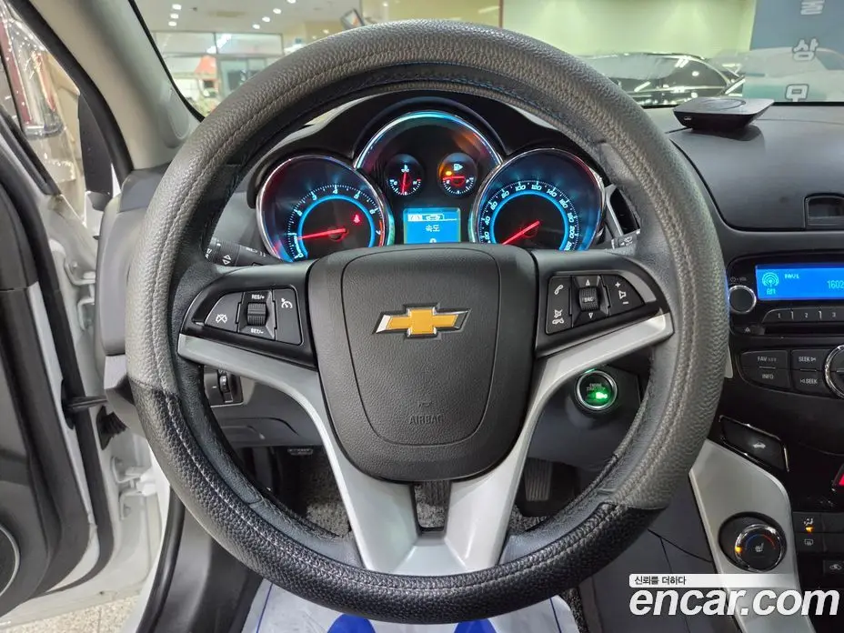 Chevrolet Cruze 2016 1.4 автомат (гидро), фото 9