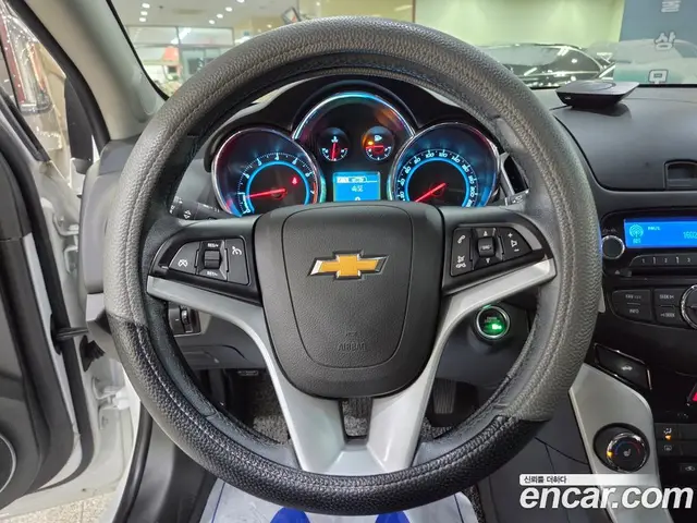 Chevrolet Cruze 2016 1.4 автомат (гидро), миниатюра 9