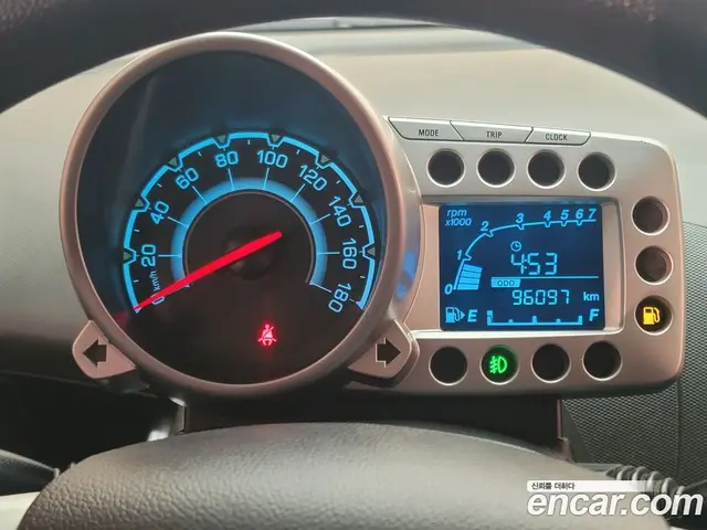 Chevrolet Spark 2011 1.0 автомат (гидро), миниатюра 12