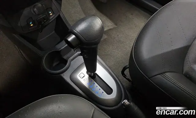 Chevrolet Spark 2013 1.0 автомат (гидро), миниатюра 12