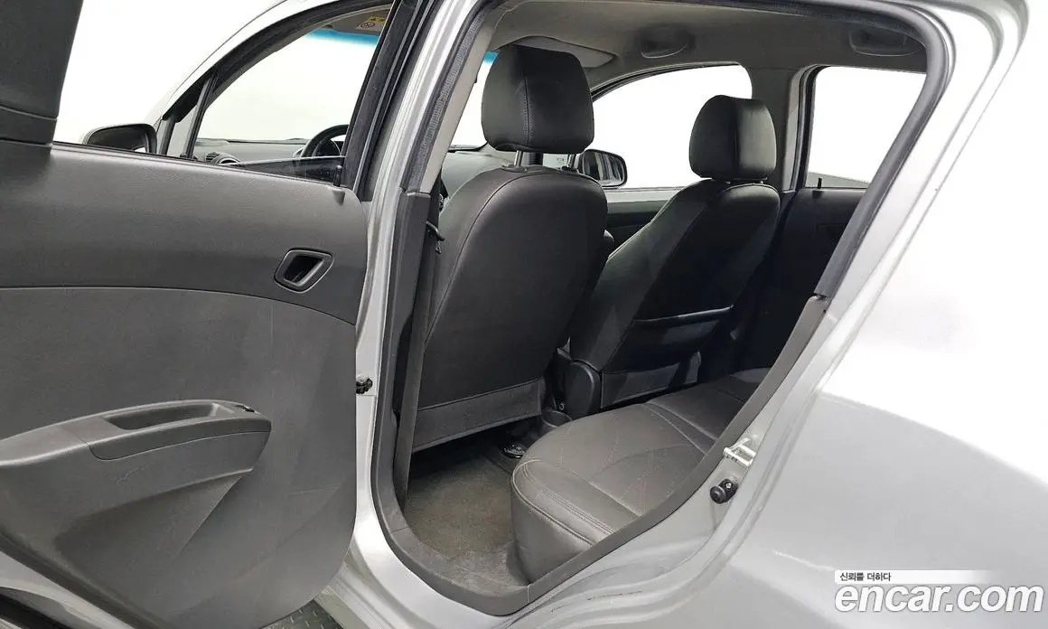 Chevrolet Spark 2013 1.0 автомат (гидро), фото 17