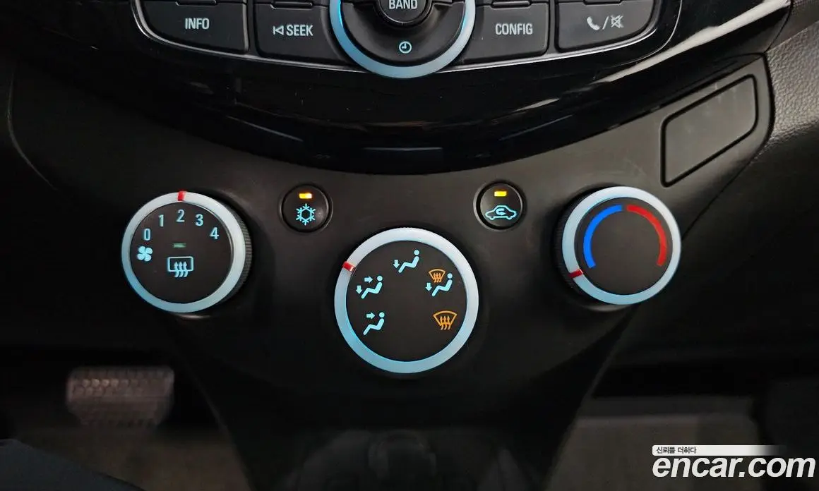 Chevrolet Spark 2013 1.0 автомат (гидро), фото 24
