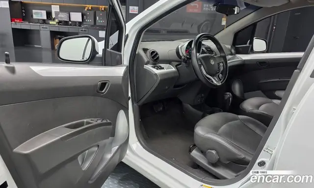 Chevrolet Spark 2015 1.0 автомат (гидро), миниатюра 12