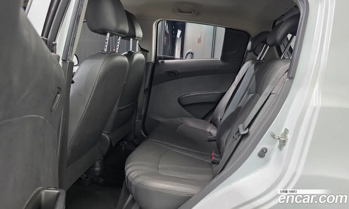 Chevrolet Spark 2015 1.0 автомат (гидро), фото 17