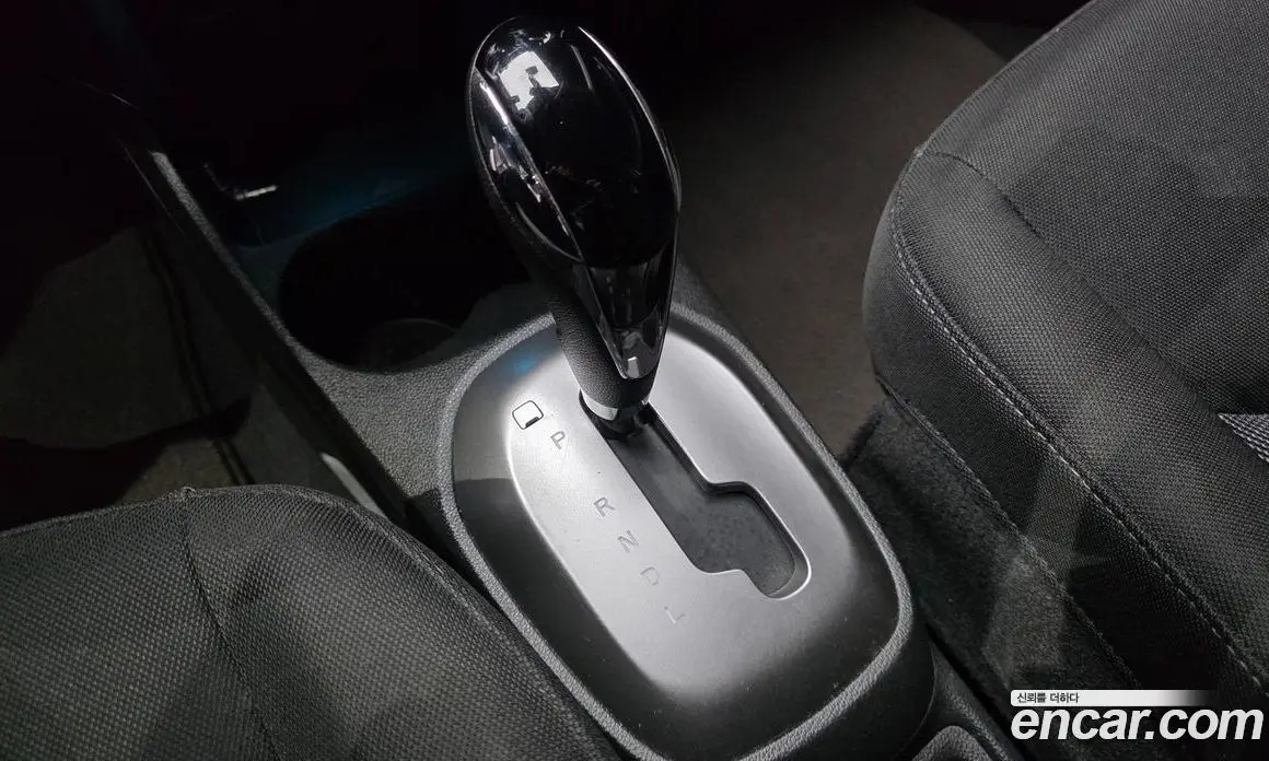 Chevrolet Spark 2016 1.0 автомат (гидро), фото 9