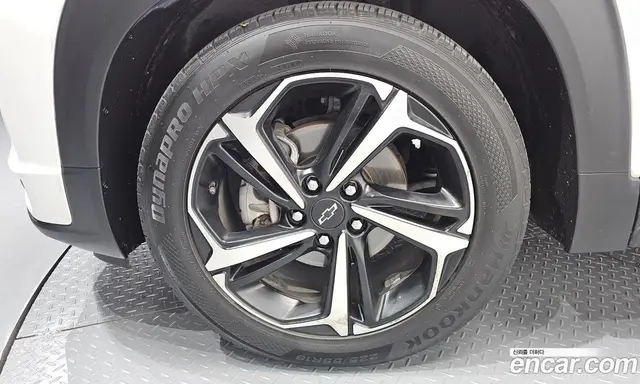 Chevrolet TrailBlazer 2021 1.3 автомат (гидро), миниатюра 5