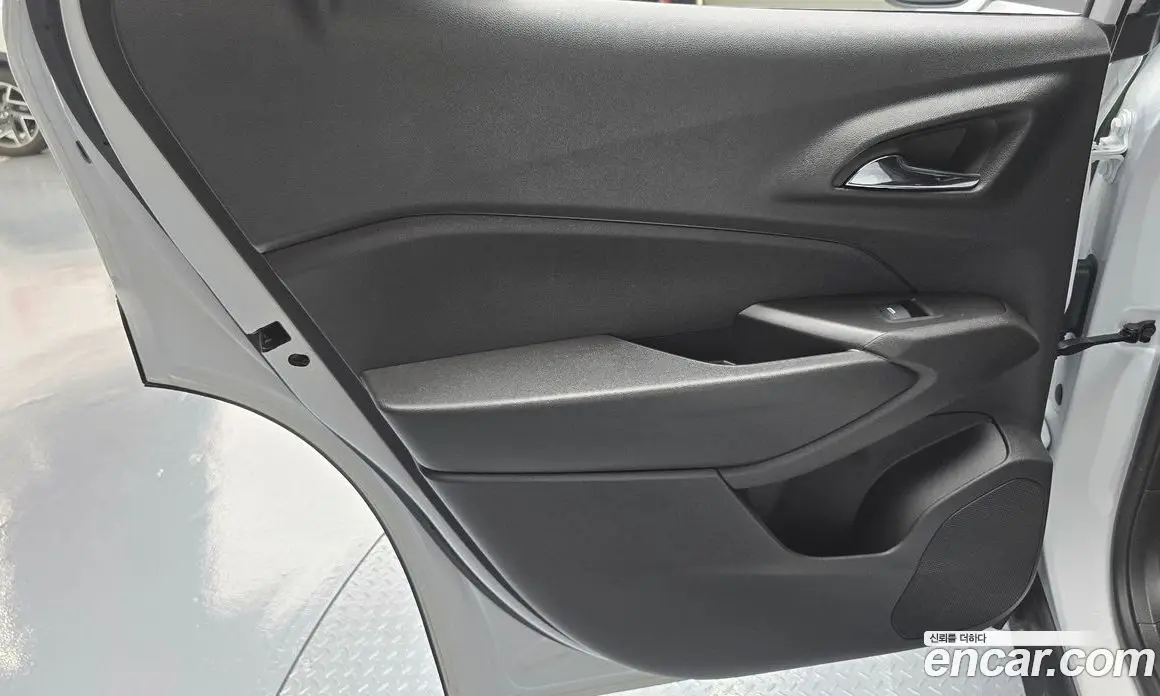 Chevrolet Trax 2025 1.2 автомат (гидро), фото 15