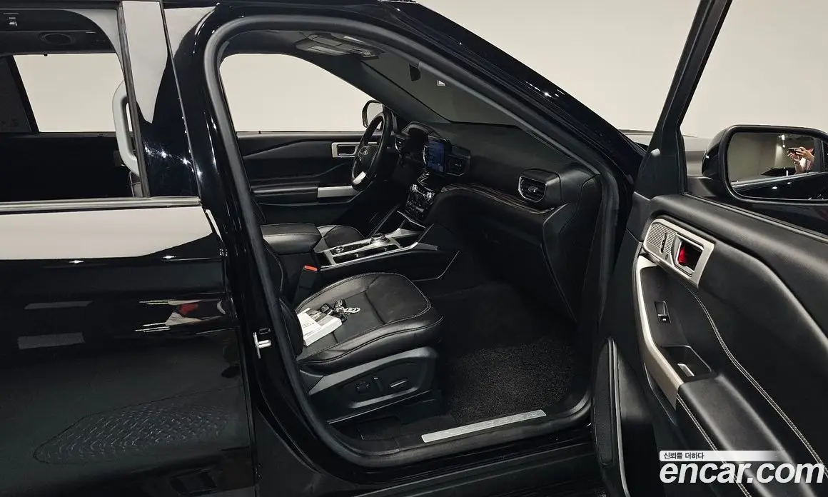 Ford Explorer 2023 2.3 автомат (гидро), фото 16