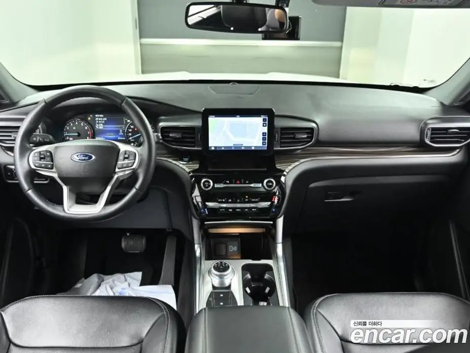 Ford Explorer 2023 2.3 автомат (гидро), фото 7