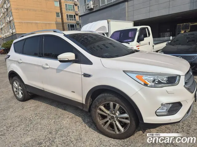 Ford Kuga, 2017, 140 567 км