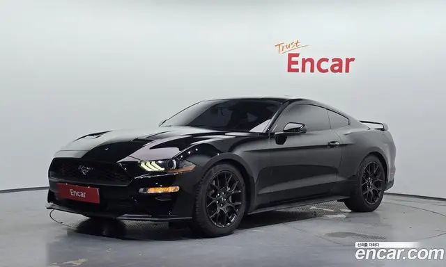 Ford Mustang 2019 2.3 автомат (гидро), миниатюра 1