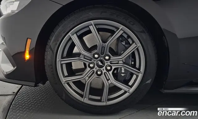 Ford Mustang 2024 2.3 автомат (гидро), миниатюра 5