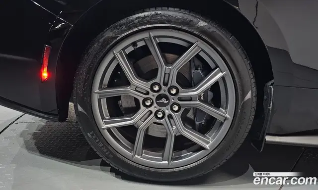 Ford Mustang 2024 2.3 автомат (гидро), миниатюра 7