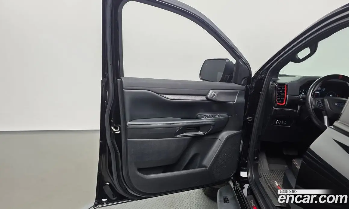 Ford Ranger 2023 2.0 автомат (гидро), фото 14