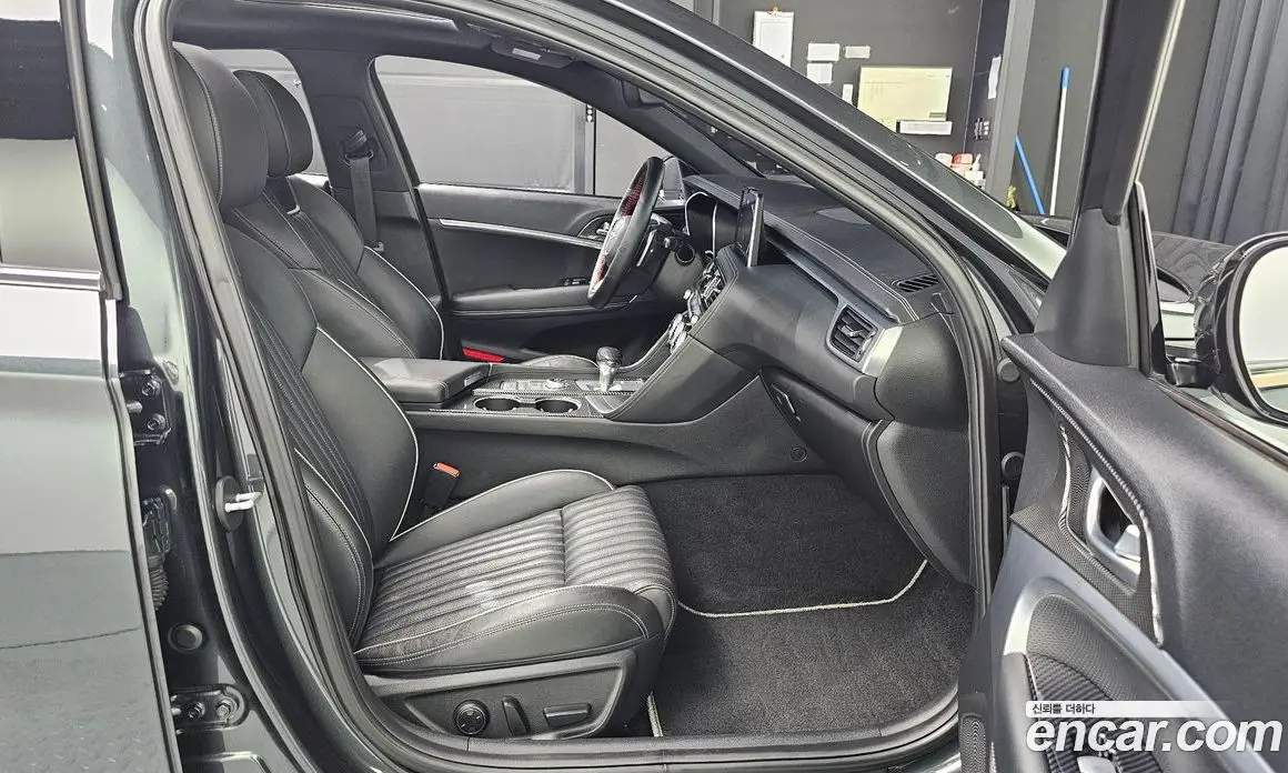 Genesis G70 2019 3.3 автомат (гидро), фото 12