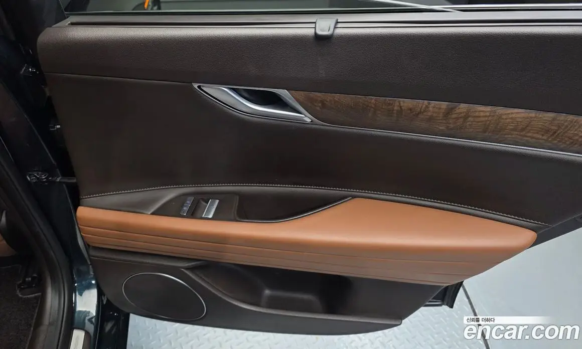 Genesis G80 2023 2.5 автомат (гидро), фото 15
