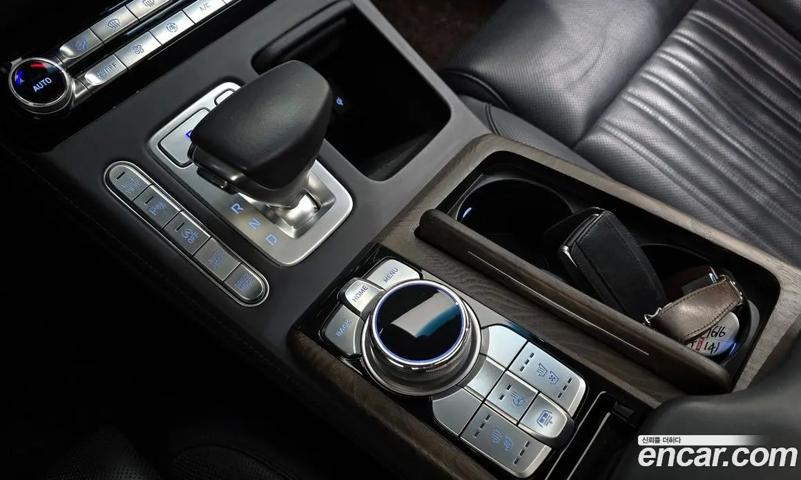 Genesis G90 2018 3.8 автомат (гидро), фото 9 Genesis G90 2018 3.8 автомат (гидро), фото 9