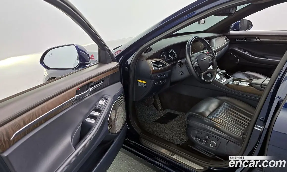 Genesis G90 2018 3.8 автомат (гидро), фото 10 Genesis G90 2018 3.8 автомат (гидро), фото 10