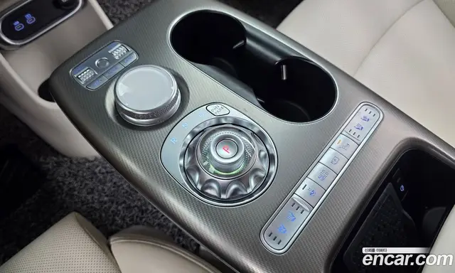 Genesis GV60 2023 0.1 автомат (гидро), миниатюра 9