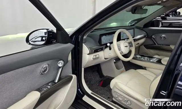 Genesis GV60 2023 0.1 автомат (гидро), миниатюра 10