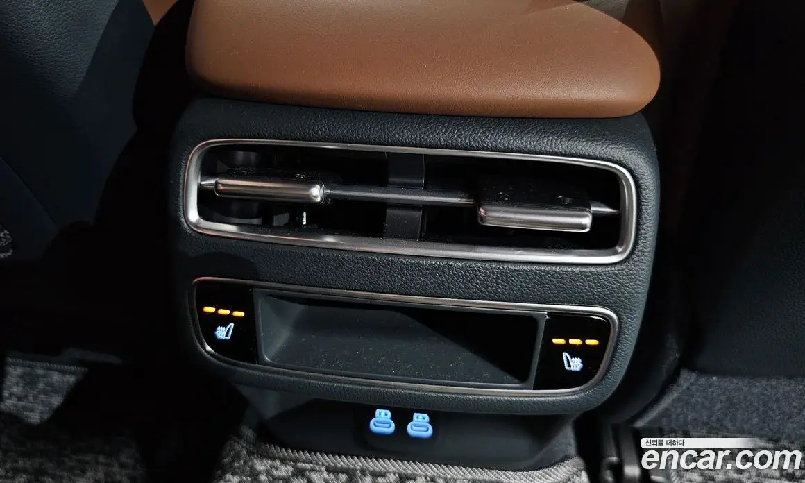 Genesis GV70 2024 2.5 автомат (гидро), фото 22