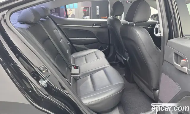 Hyundai Avante 2018 1.6 автомат (гидро), миниатюра 12