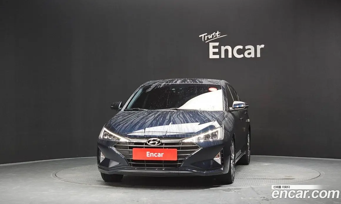 Hyundai Avante 2018 1.6 автомат (гидро), фото 3