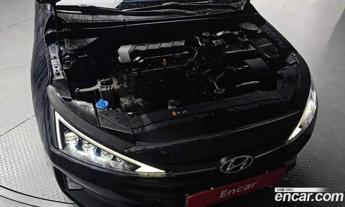 Hyundai Avante 2018 1.6 автомат (гидро), фото 6