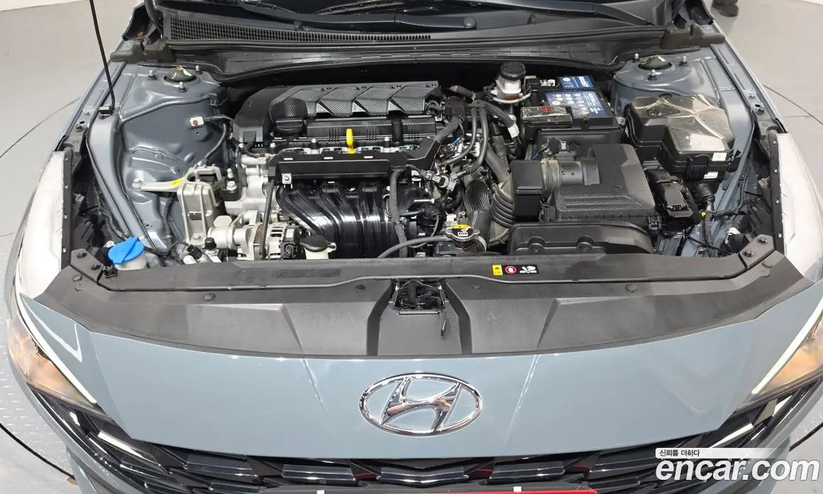 Hyundai Avante 2021 1.6 автомат (гидро), фото 6