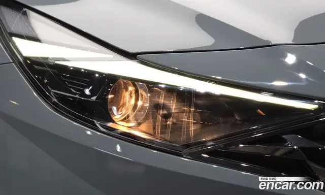 Hyundai Avante 2021 1.6 автомат (гидро), миниатюра 8