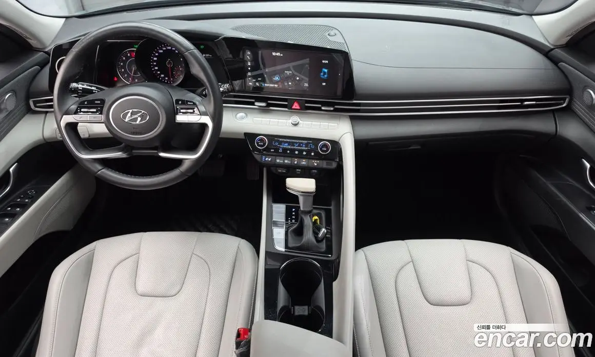 Hyundai Avante 2021 1.6 автомат (гидро), фото 10