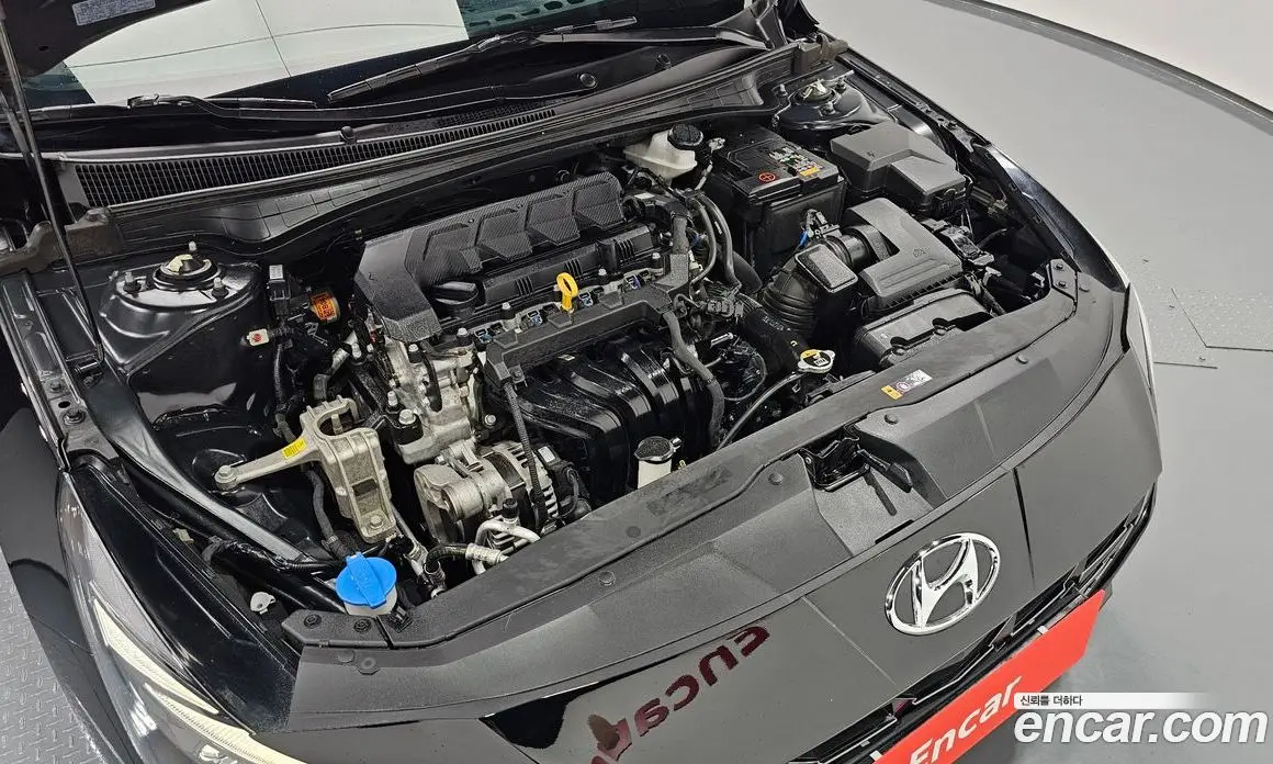 Hyundai Avante 2022 1.6 автомат (гидро), фото 6
