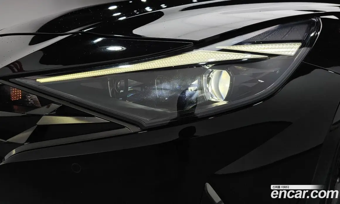 Hyundai Avante 2022 1.6 автомат (гидро), фото 8