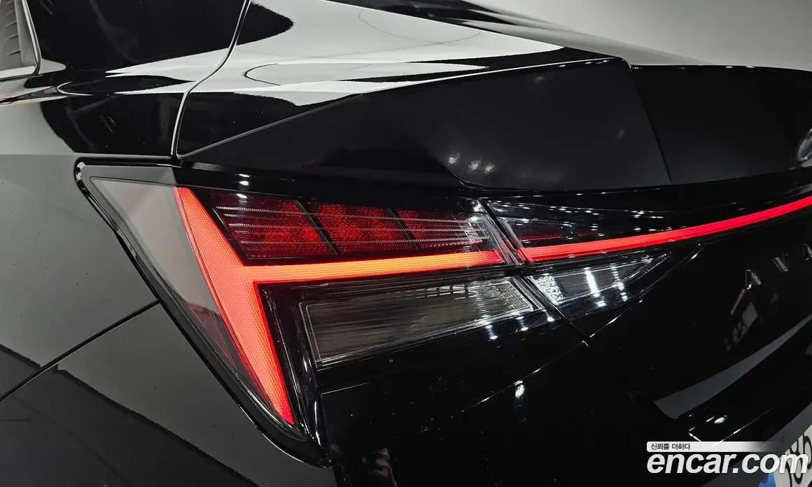 Hyundai Avante 2022 1.6 автомат (гидро), фото 9