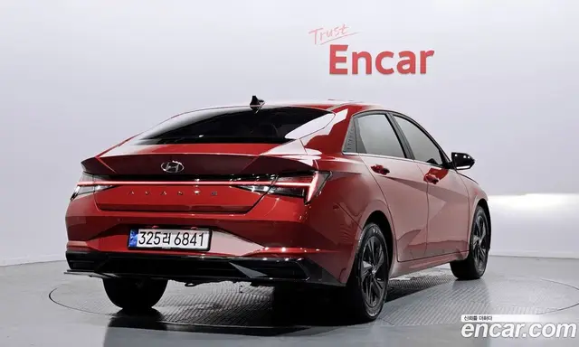 Hyundai Avante 2022 1.6 автомат (гидро), миниатюра 2
