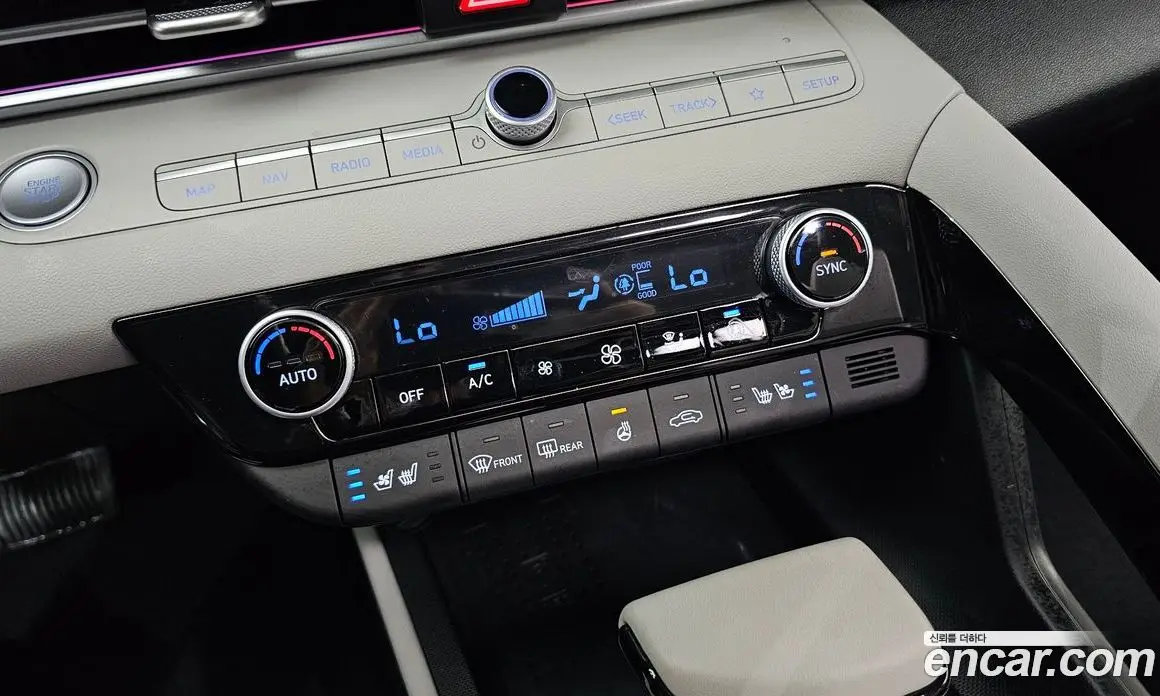 Hyundai Avante 2022 1.6 автомат (гидро), фото 31